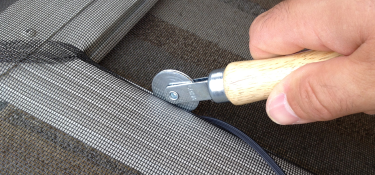 metal screen door repair in Keyes